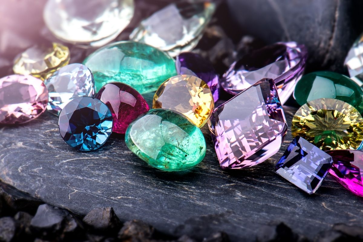 Discover 5 Gems’ amazing secrets: 10 facts you must know